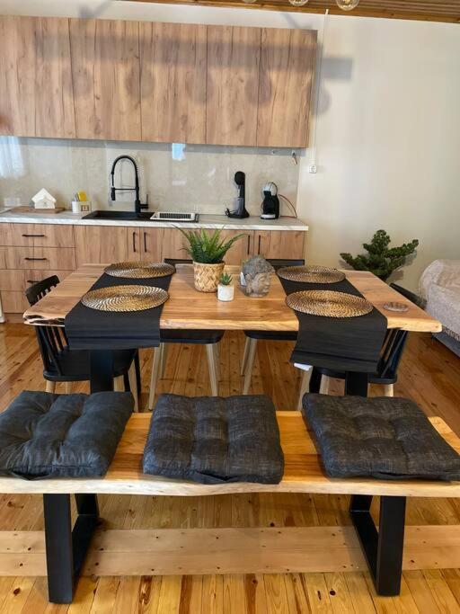 דירות ואסיליקי Politis' Wooden House מראה חיצוני תמונה