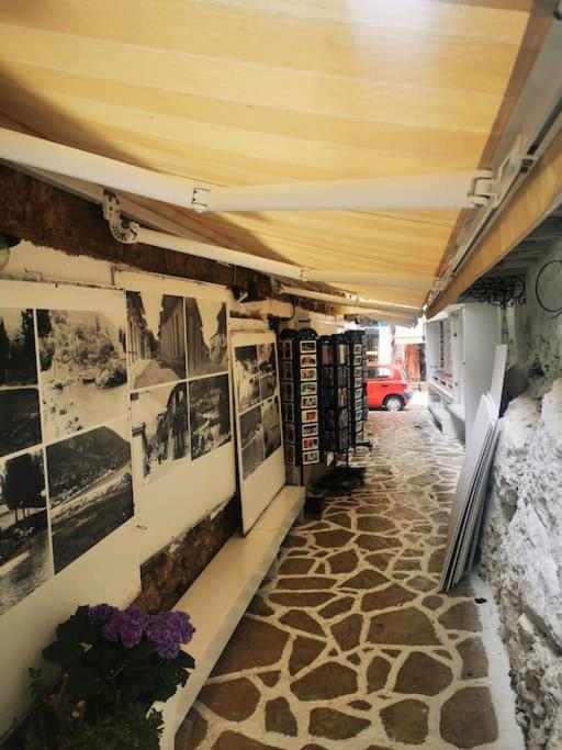דירות ואסיליקי Politis' Wooden House מראה חיצוני תמונה