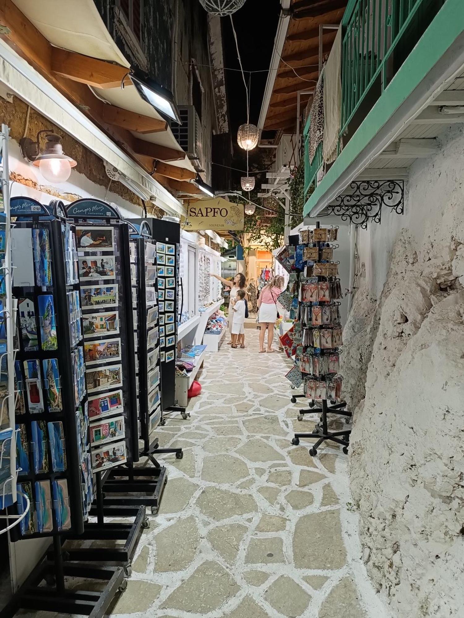 דירות ואסיליקי Politis' Wooden House מראה חיצוני תמונה